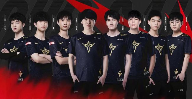 直在拜仁体 直在拜仁体